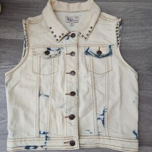 Chiqle Cream Blue Denim Vest‎ M Spike Embelished  Acid Wash Tie Dye